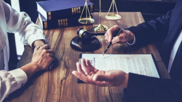 En klient får advokathjelp for å heve kjøp etter kjøpsloven